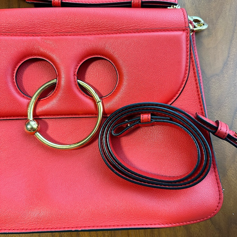 AUTHENTIC — JW Anderson Pierce Bag